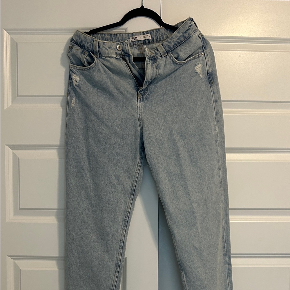 Zara Women's Light Blue Boyfriend Jeans